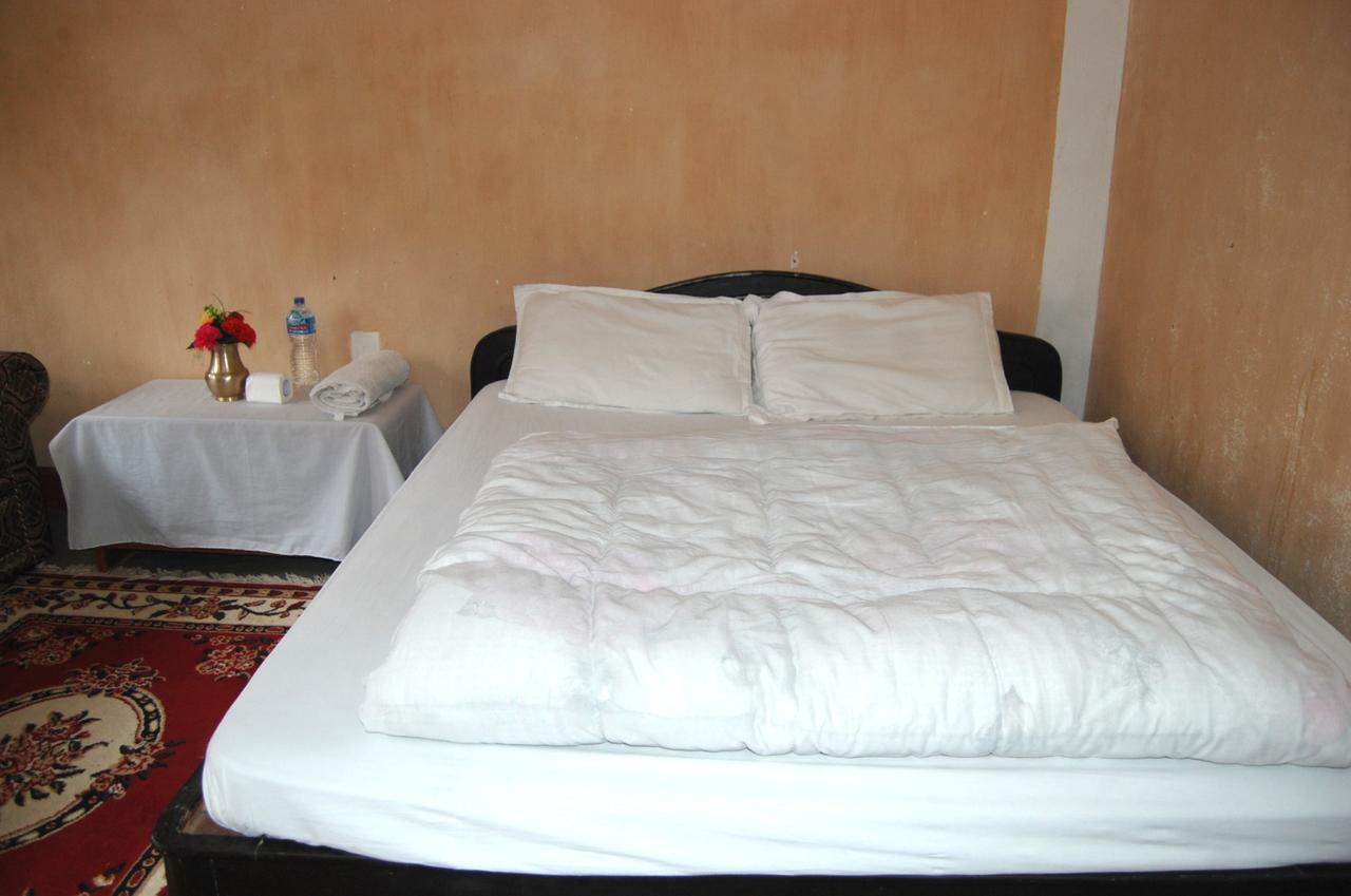 Shrestha Hotel & Restaurant Bandipur Rom bilde