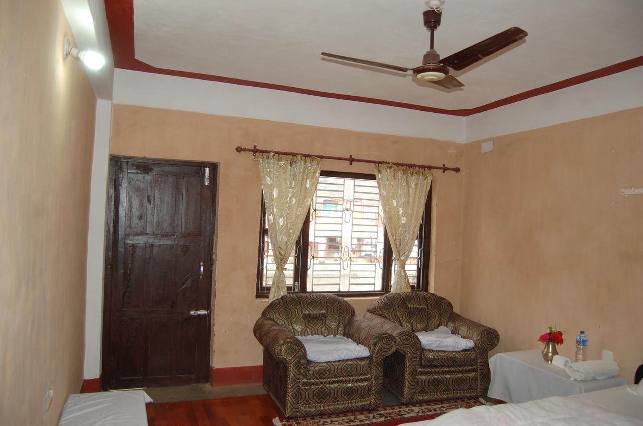 Shrestha Hotel & Restaurant Bandipur Rom bilde